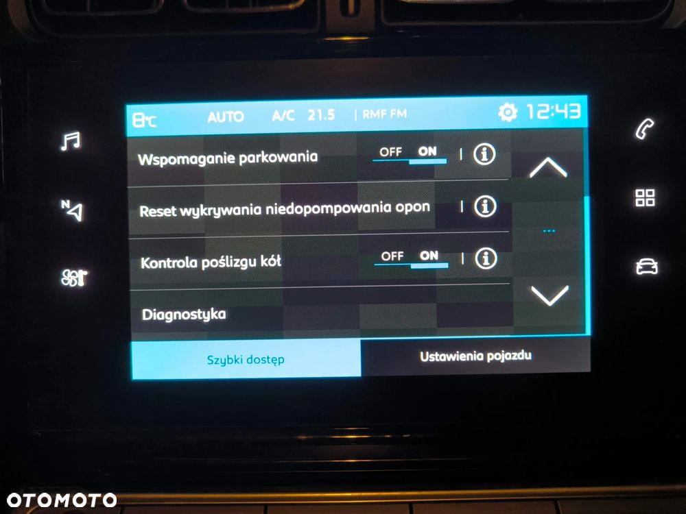 Citroën C3 1.2 PureTech Shine - 18