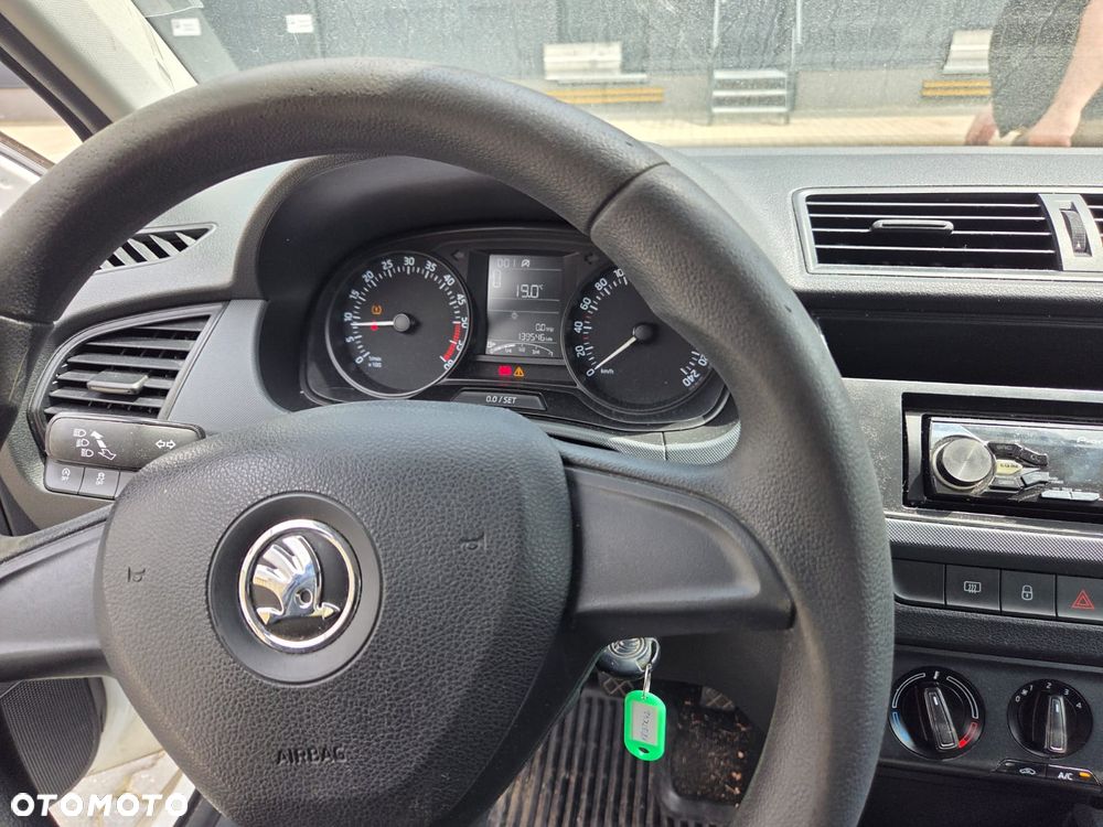 Skoda Fabia - 12