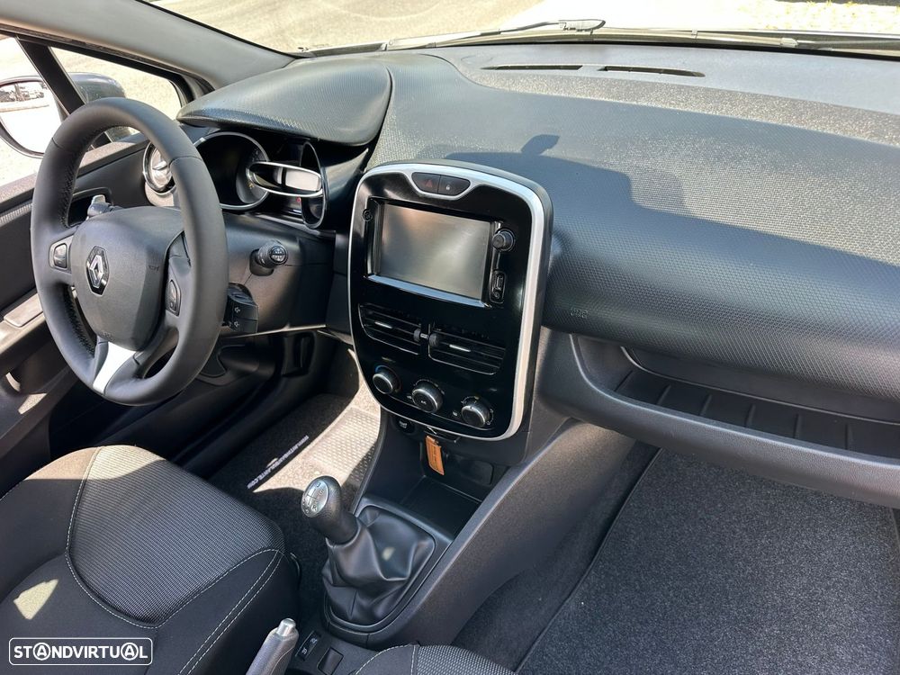Renault Clio 0.9 TCe Limited - 13