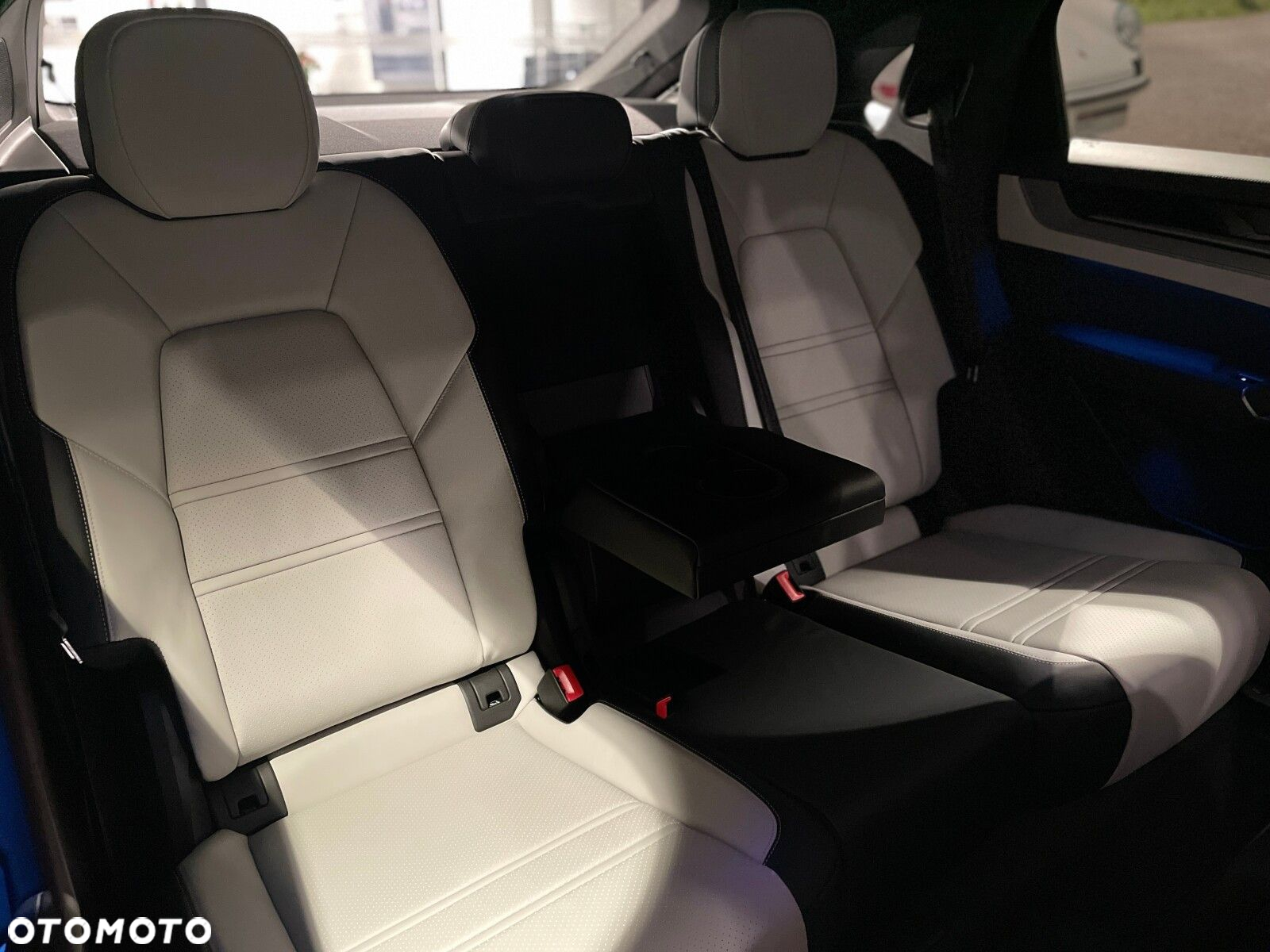 Porsche Cayenne - 15
