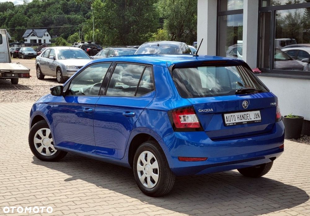 Skoda Fabia - 4