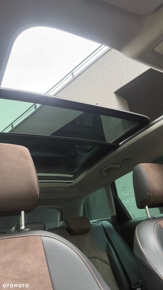 Seat Leon 2.0 TDI DPF Start&Stop DSG XCELLENCE - 33