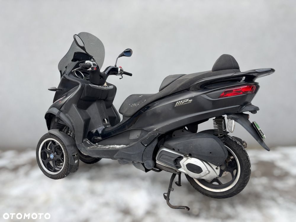 Piaggio MP-3 - 4