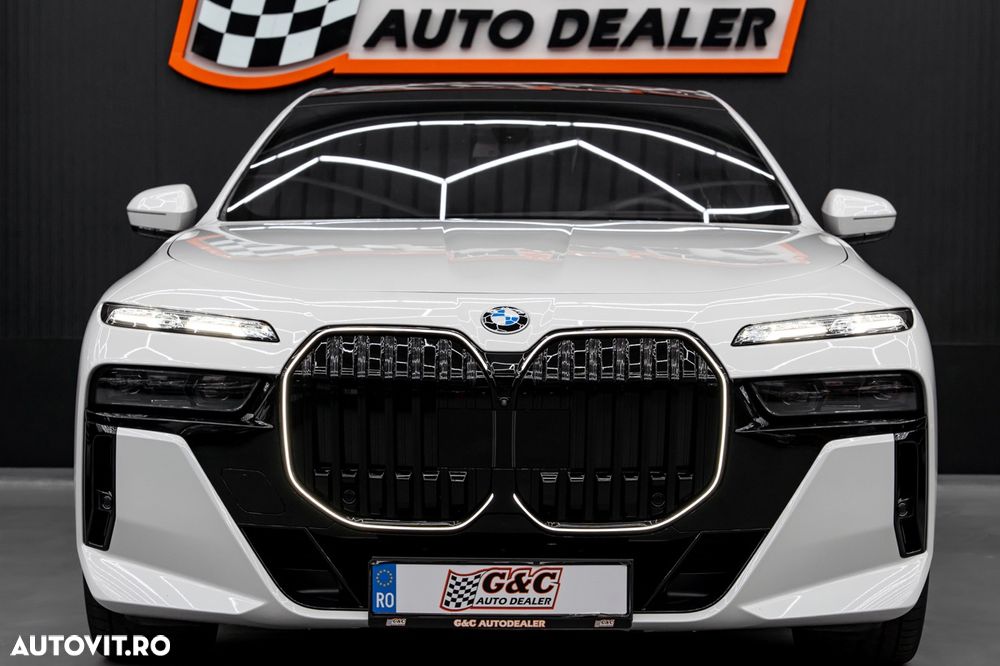 BMW Seria 7 740d xDrive MHEV - 22