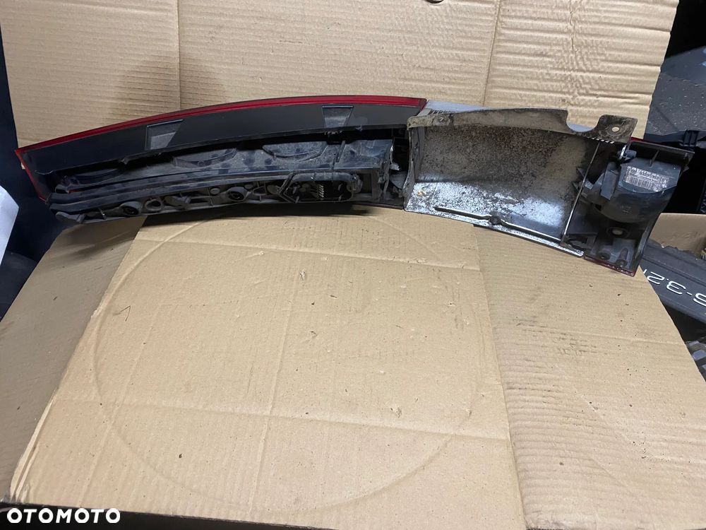 LAMPA TYLNA PRAWA OPEL MERIVA A 93294346 - 5