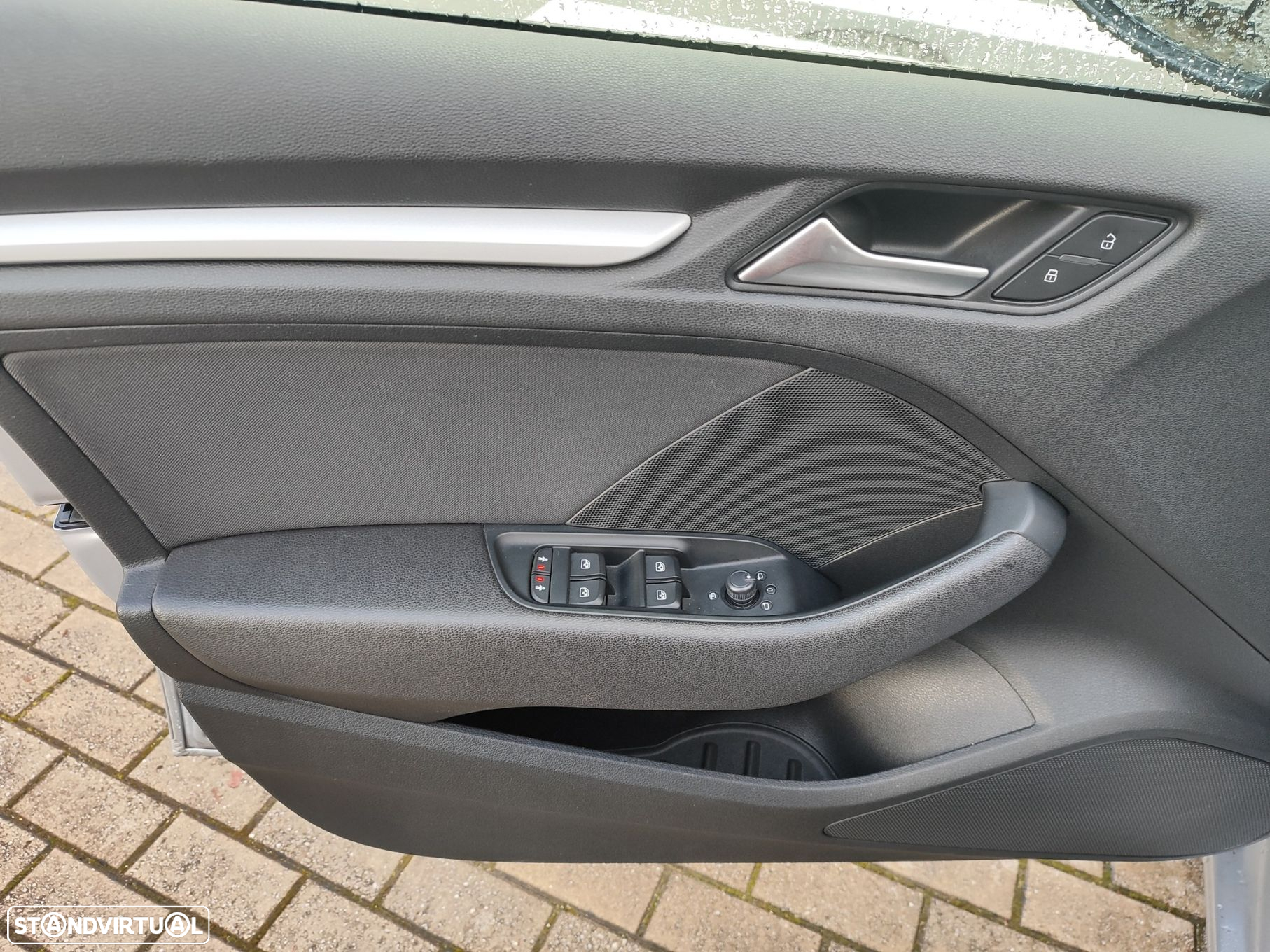 Audi A3 Sportback 1.6 TDI S tronic - 9