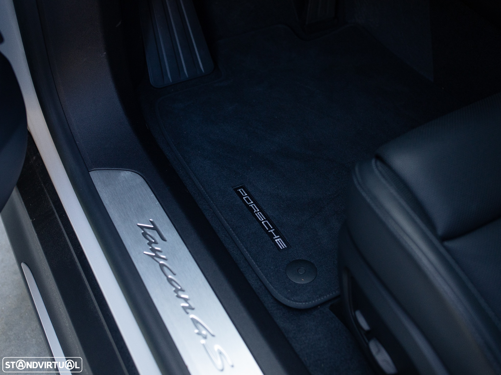 Porsche Taycan Sport Turismo 4S - 38