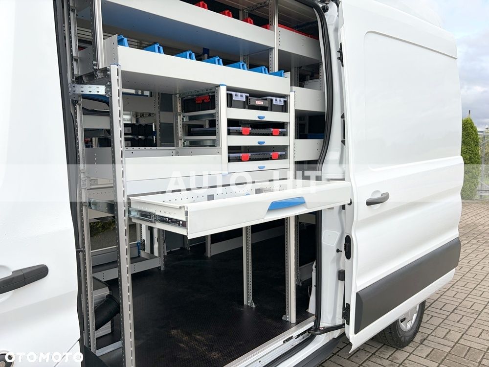 Ford Transit - 25