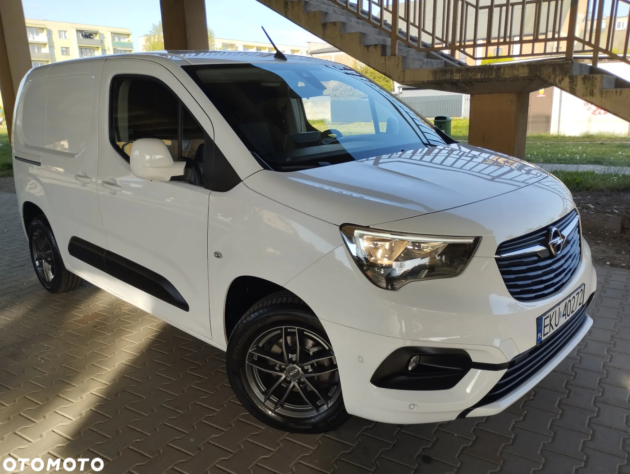 Opel COMBO - 8