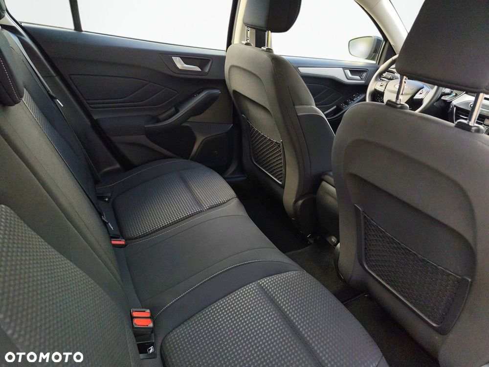 Ford Focus - 16