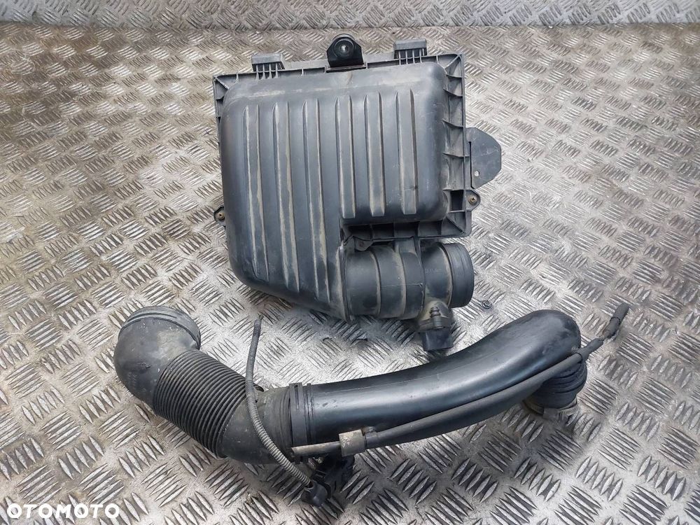 OBUDOWA FILTRA PRZEPŁYWOMIERZ RURA ALHAMBRA MK1 LIFT 2.0 TDI 7M3129607AT - 1