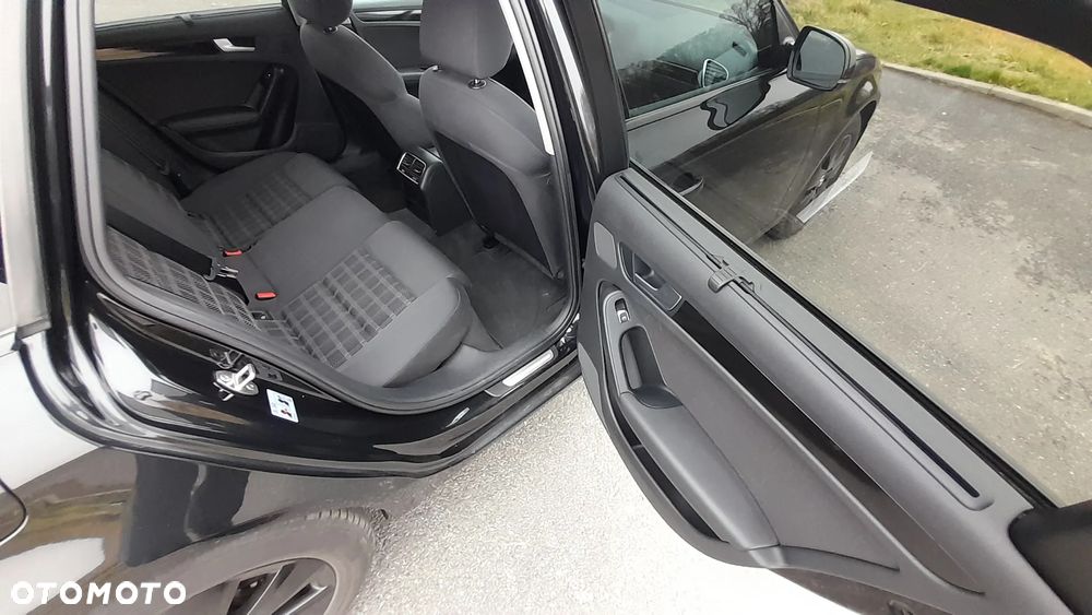 Audi A4 Avant 2.0 TDI - 24