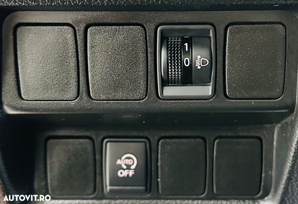 Nissan Qashqai 1.2 DIG-T N-Vision - 12