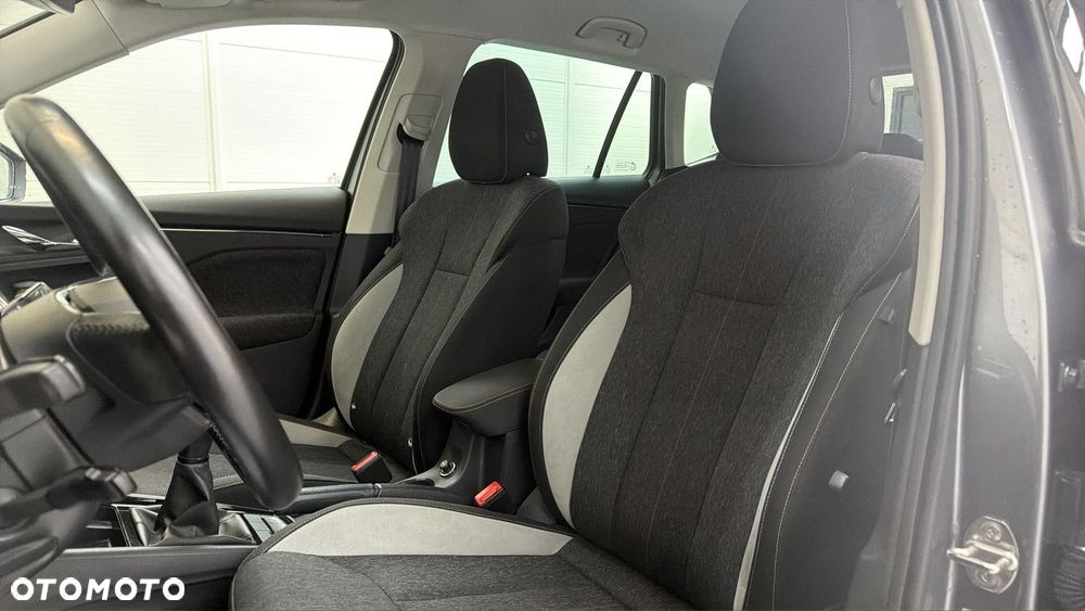 Skoda Kamiq 1.0 TSI Style - 11