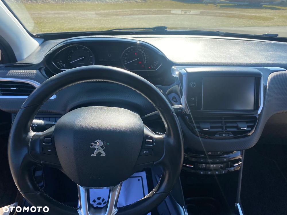 Peugeot 2008 120 VTI Allure - 21