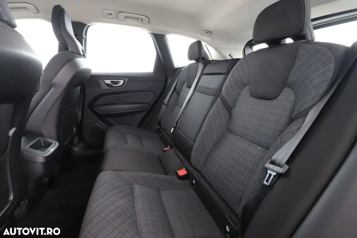 Volvo XC 60 B4 B Core - 11