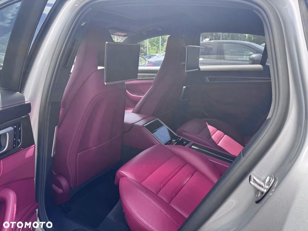 Porsche Panamera - 8