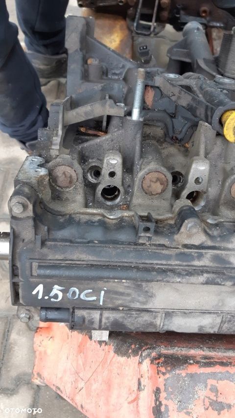 Silnik Renault 1.5DCI K9K słupek - 3