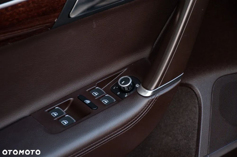 Volkswagen Passat 2.0 TDI DPF Highline DSG - 34