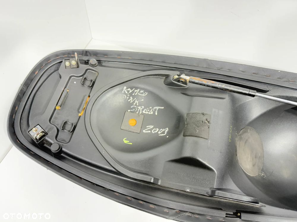 Siedzenie fotel  Kymco Dink Street 125 DownTown - 9