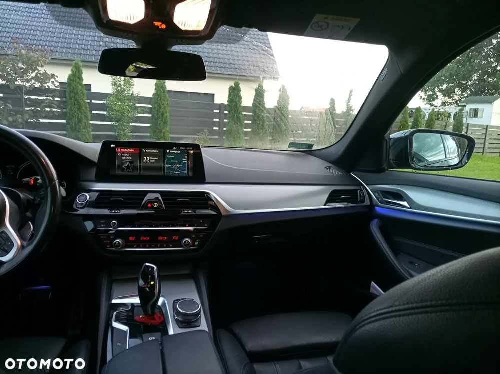 BMW Seria 5 520d xDrive M Sport sport - 4