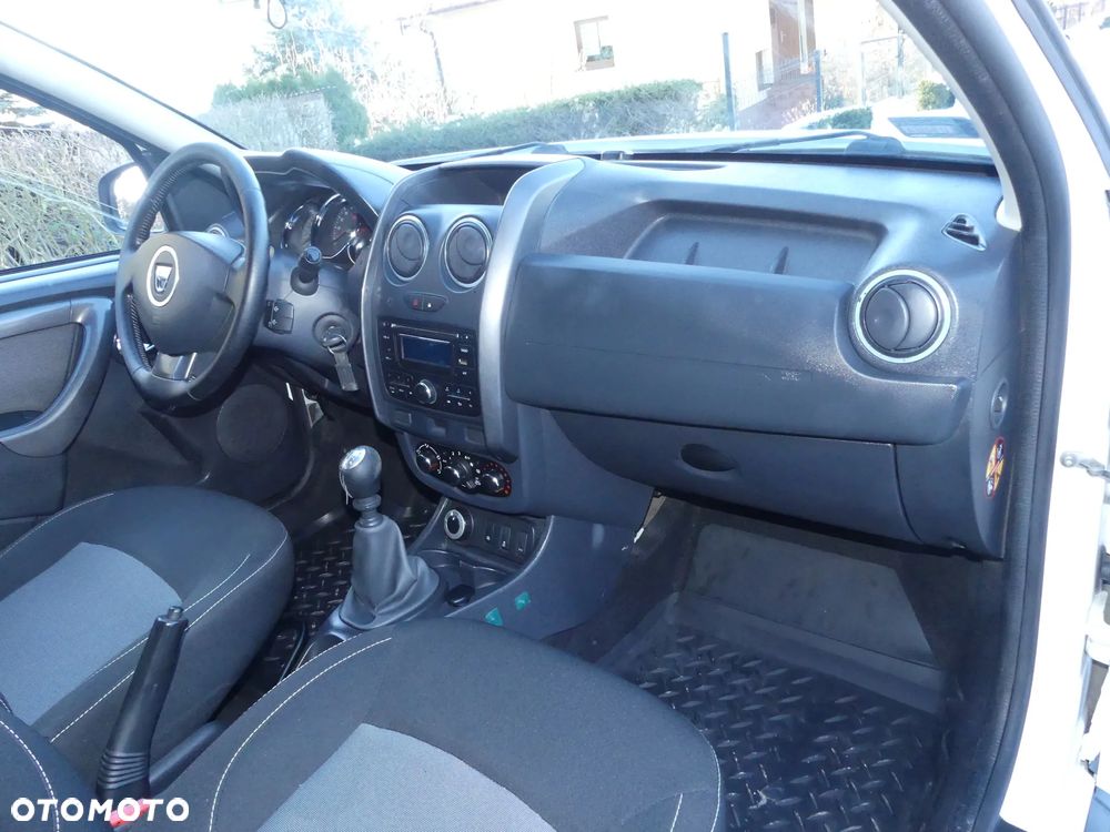 Dacia Duster 1.6 SCe Ambiance 4x4 S&S - 27