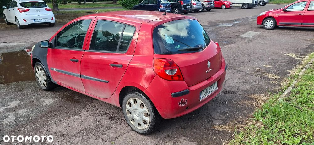 Renault Clio 1.2 16V Authentique - 2