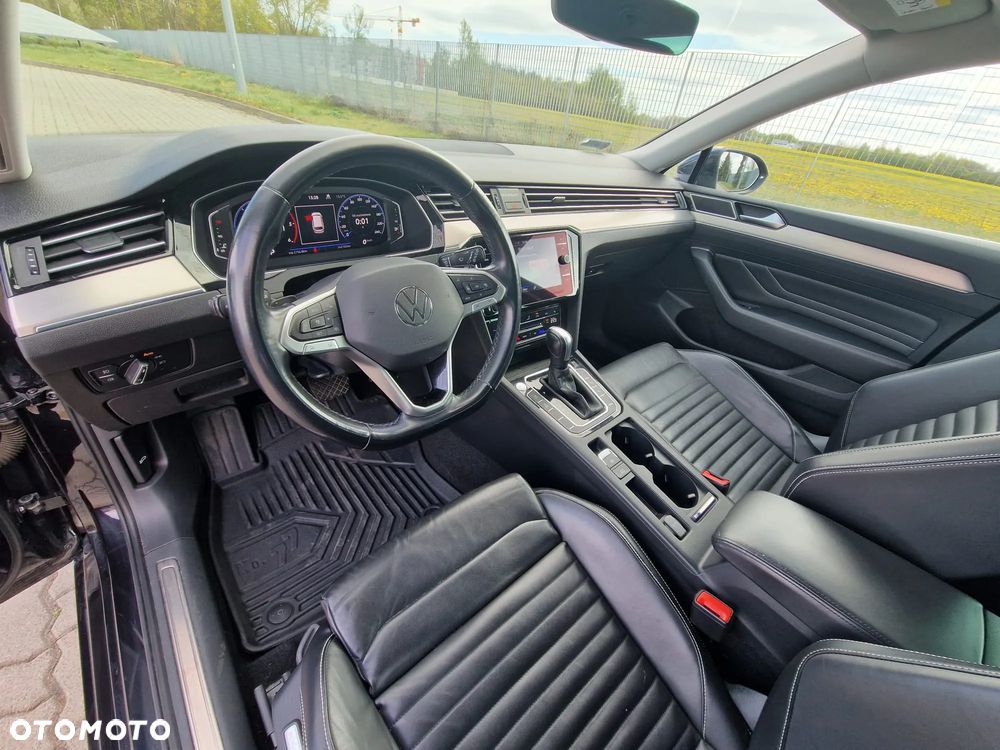 Volkswagen Passat 2.0 TDI Elegance DSG - 7