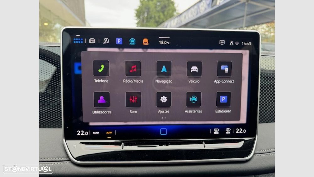 VW Passat Variant 2.0 TDi Business DSG - 24