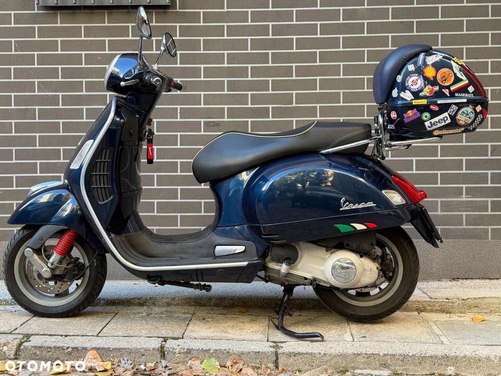 Vespa GTS