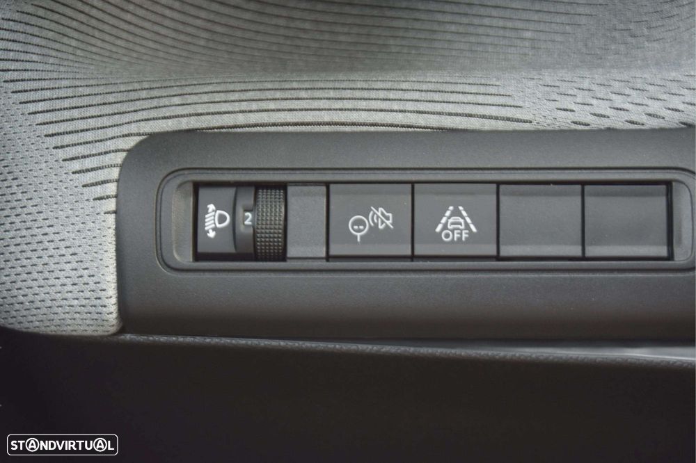 Citroën e-C3 44 kWh Autonomia Conforto Max - 13
