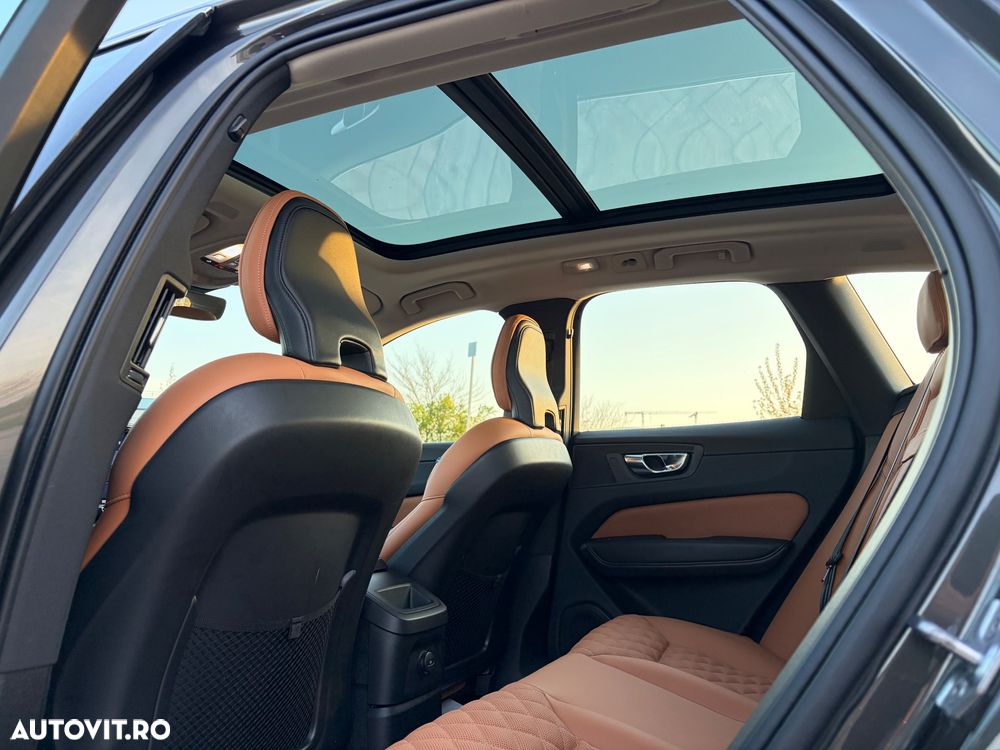 Volvo XC 60 T6 AWD Recharge Geartronic Inscription Expression - 9