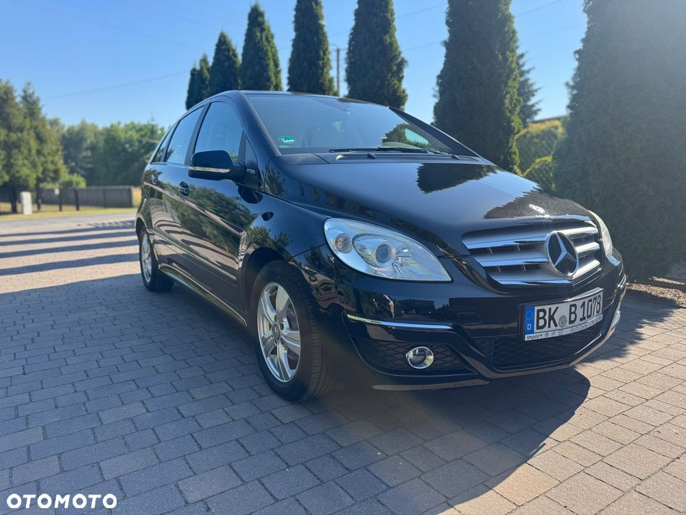 Mercedes-Benz Klasa B 180 BlueEFFICIENCY SPORT EDITION - 1