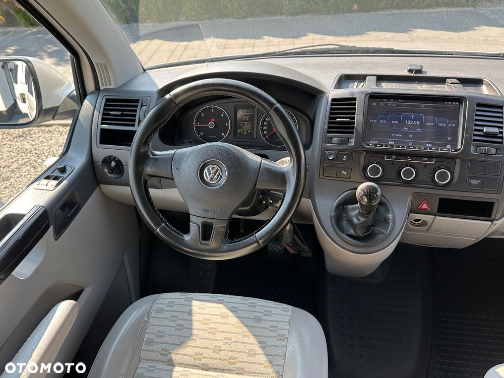 Volkswagen Transporter - 21