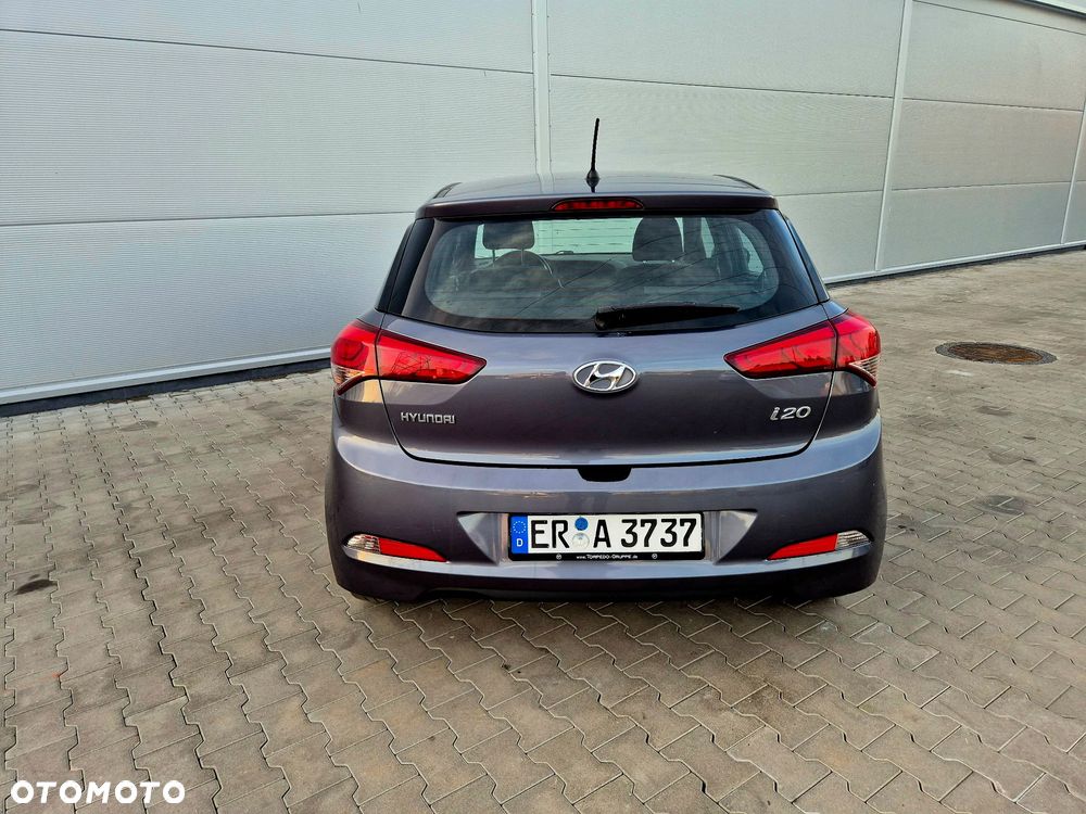 Hyundai i20 1.2 YES - 17