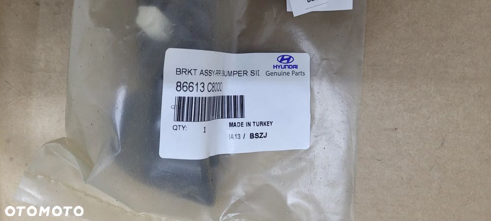 ŚLIZG LEWY PRAWY TYŁ HYUNDAI I20 II 14- 5D 86613-C8000 - 2