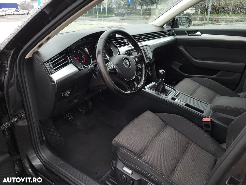 Volkswagen Passat Variant 2.0 TDI Comfortline - 12