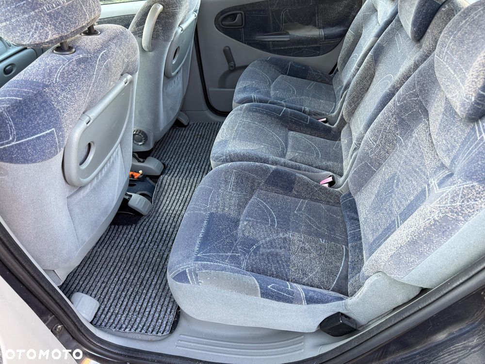 Renault Scenic 1.6 16V EXpression - 26