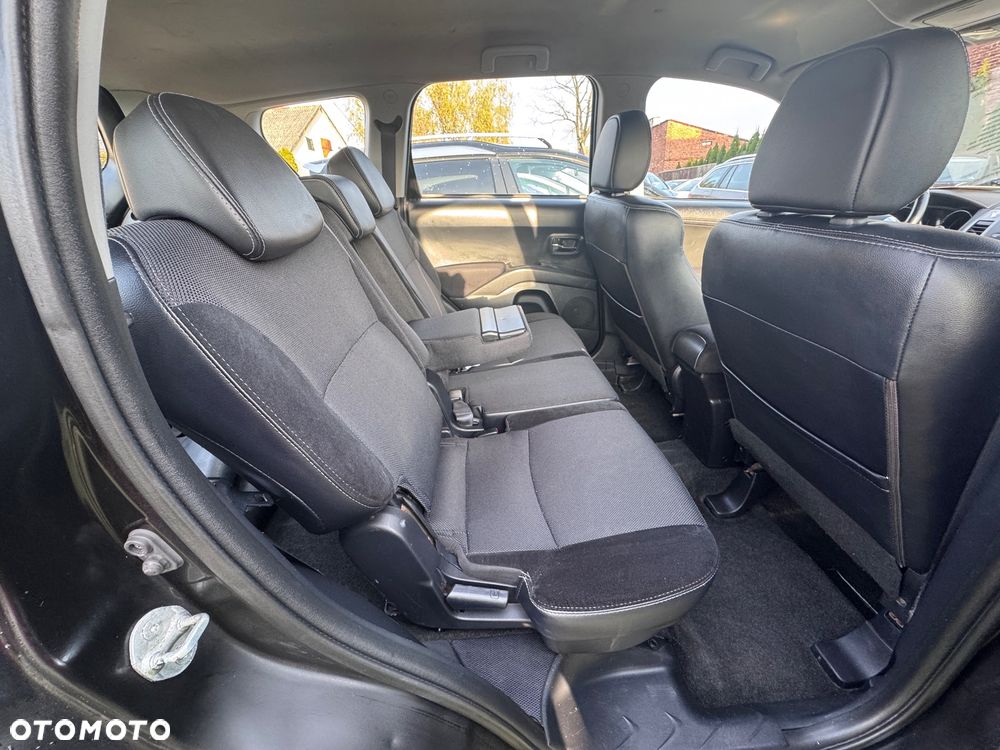 Citroën C-Crosser 2.2 HDi Exclusive - 8