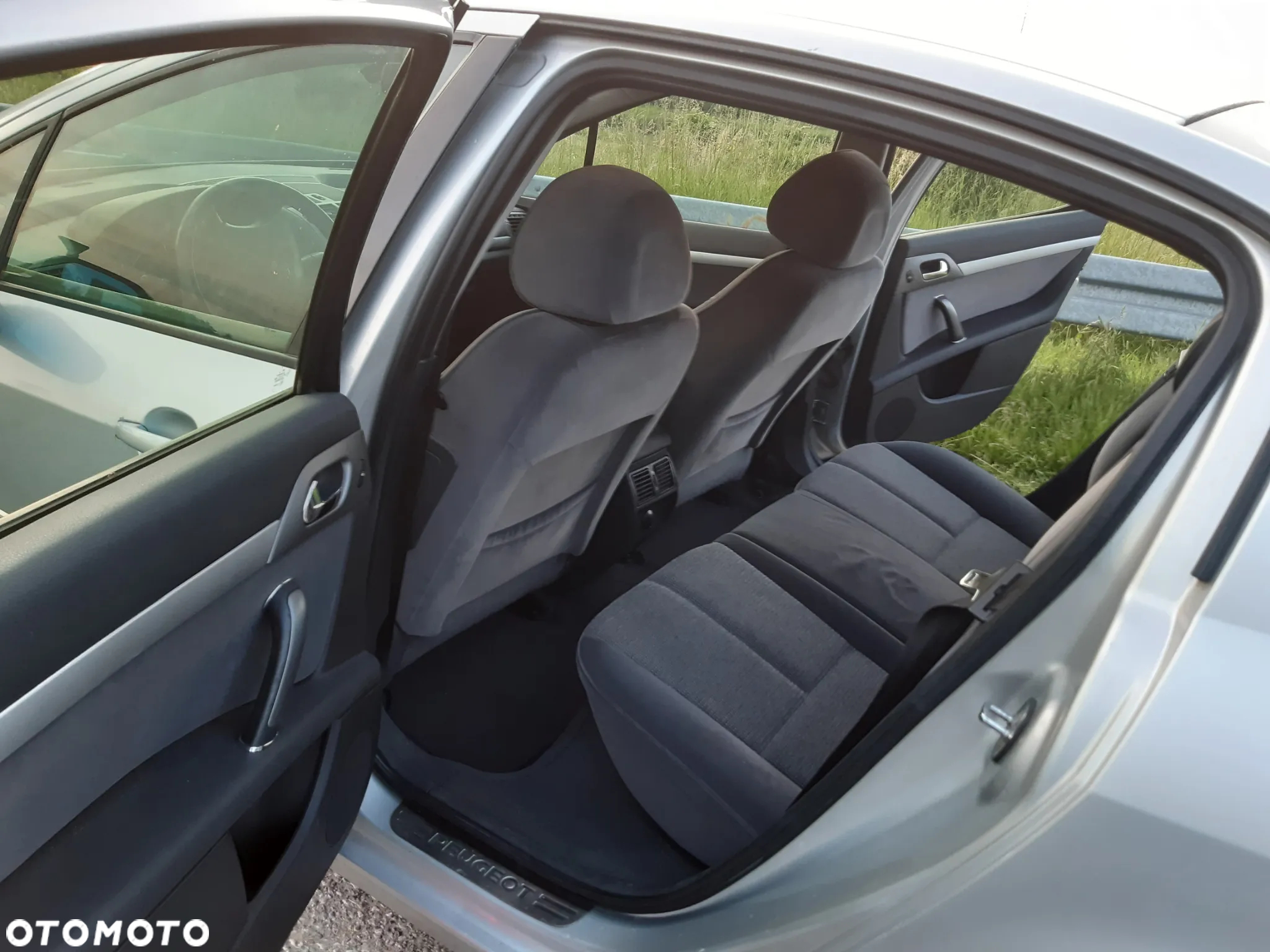 Peugeot 407 1.6 HDI Premium - 8