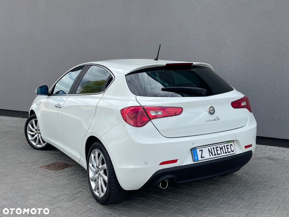 Alfa Romeo Giulietta - 4