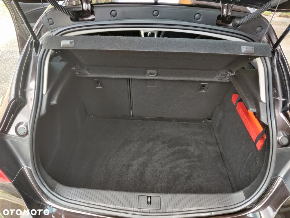 Opel Astra 1.4 T Active - 23