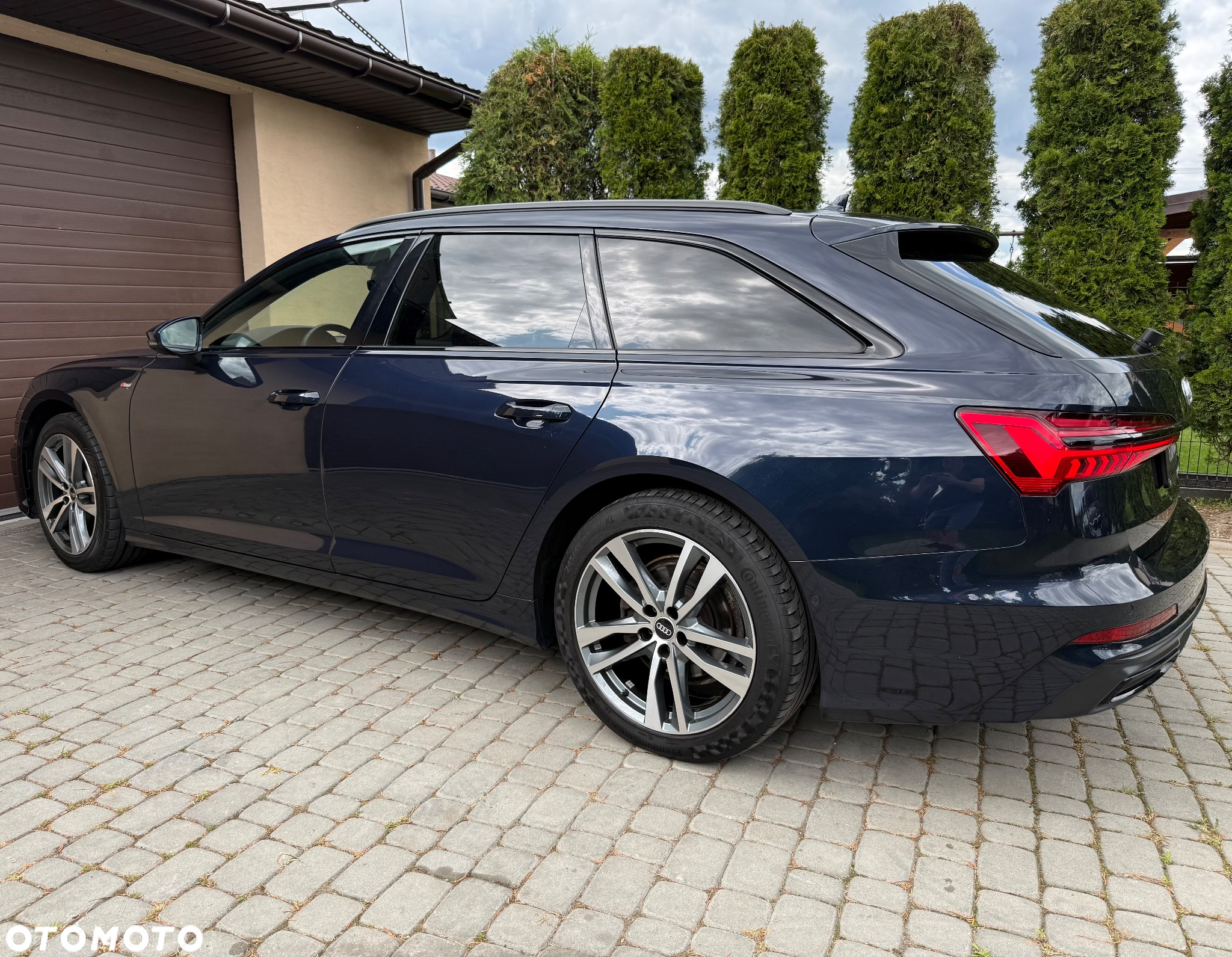 Audi A6 Avant 40 TDI quattro S tronic S line - 16