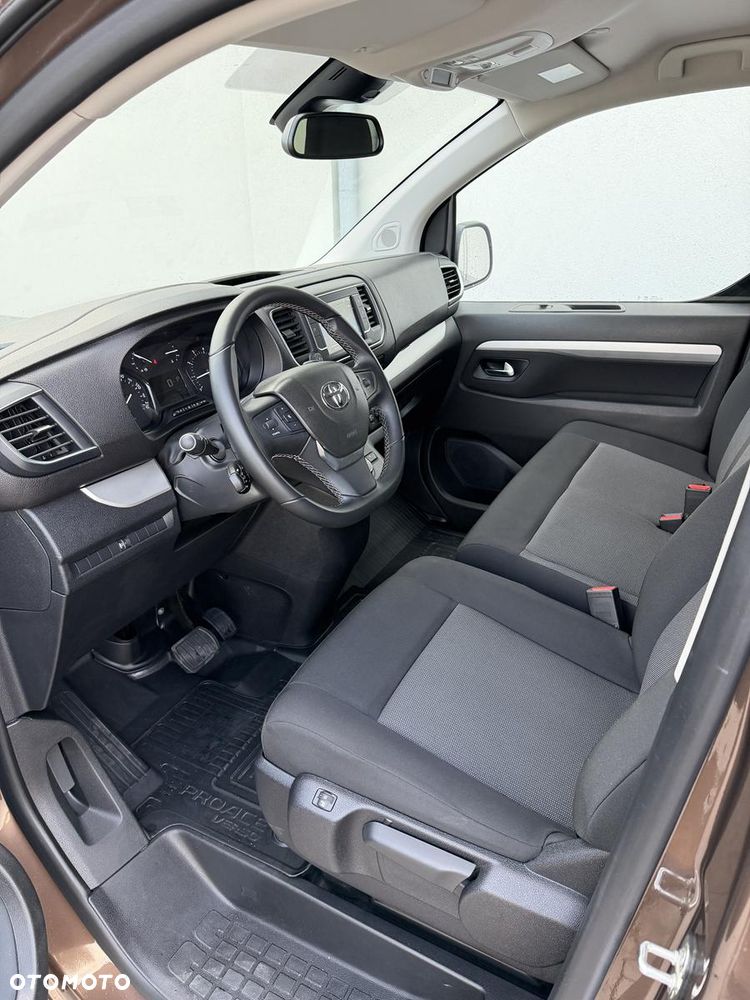 Toyota Proace Verso 2.0 D4-D Long Business - 19