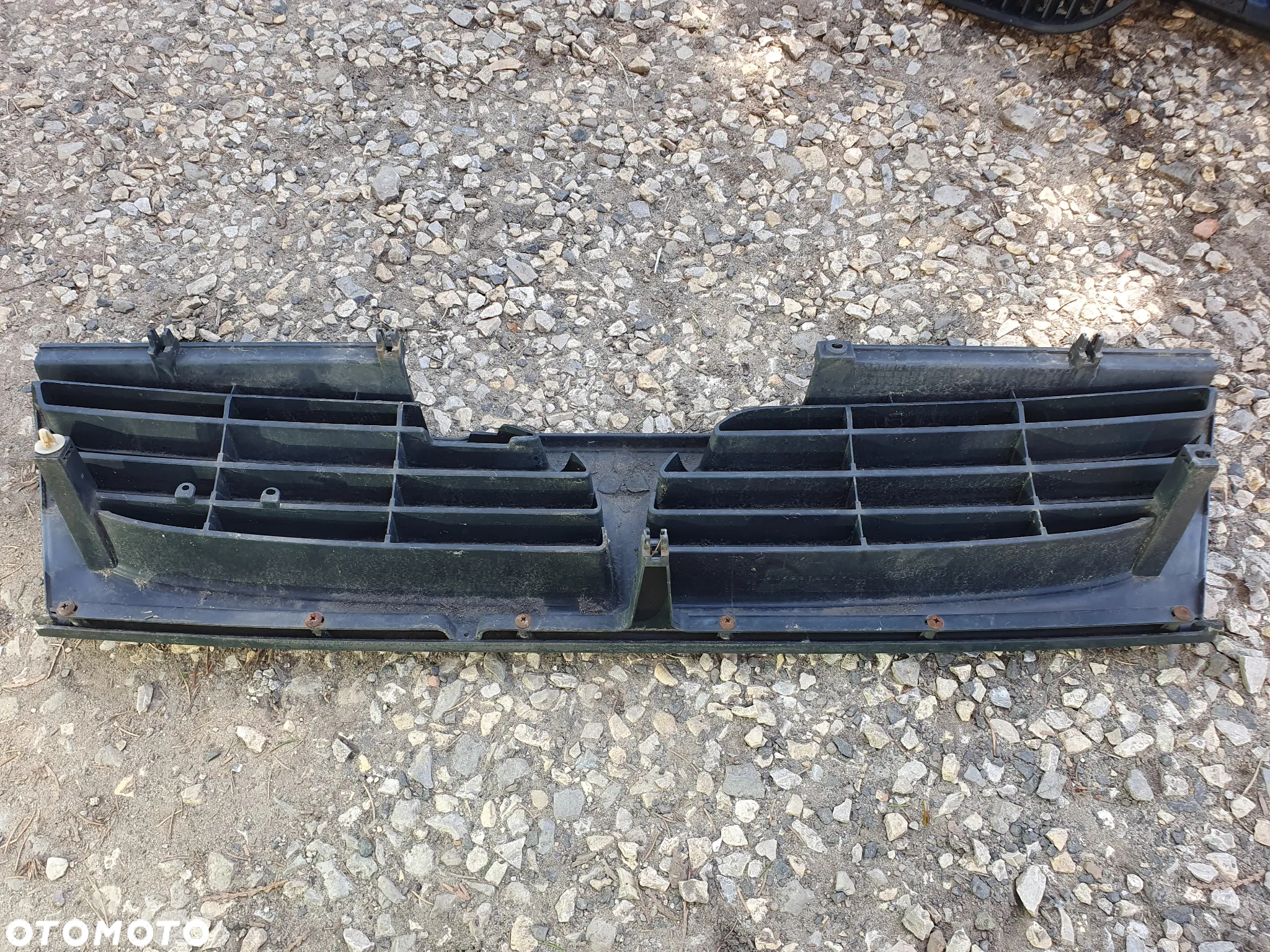 MITSUBISHI SPACE WAGON SPACE RUNNER N10 GRILL PRZEDNIA ATRAPA PRZÓD EMBLEMAT MR1555545 - 5