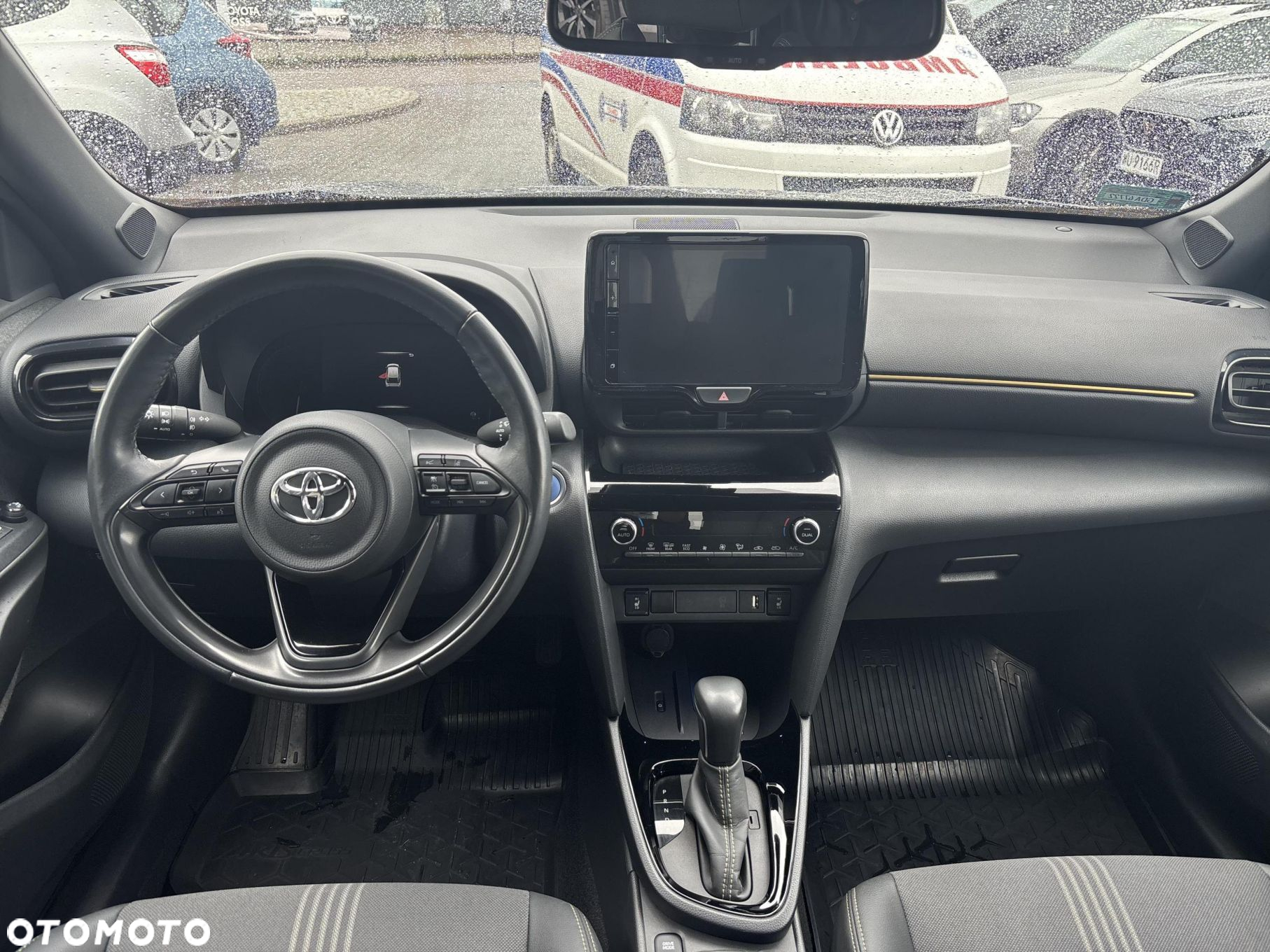 Toyota Yaris Cross - 11