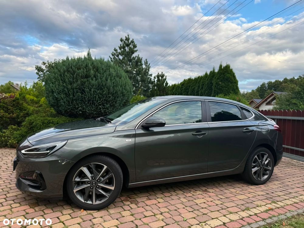 Hyundai i30 1.5 T-GDI 48V-Hybrid Intro - 8