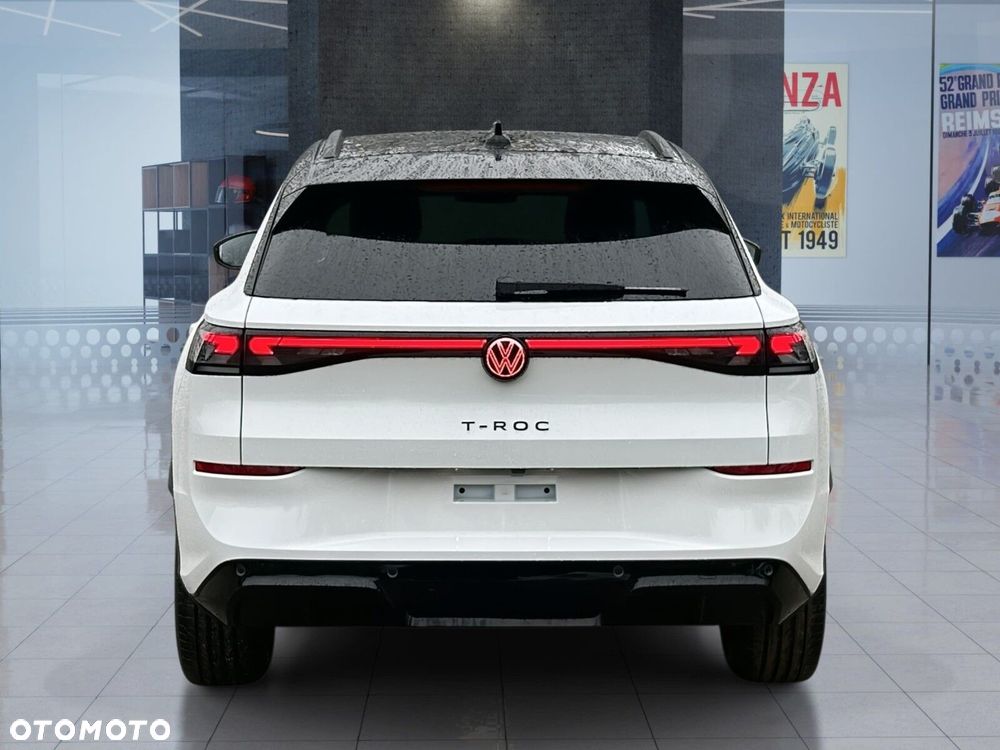 Volkswagen T-Roc 1.5 eTSI R-Line DSG - 11