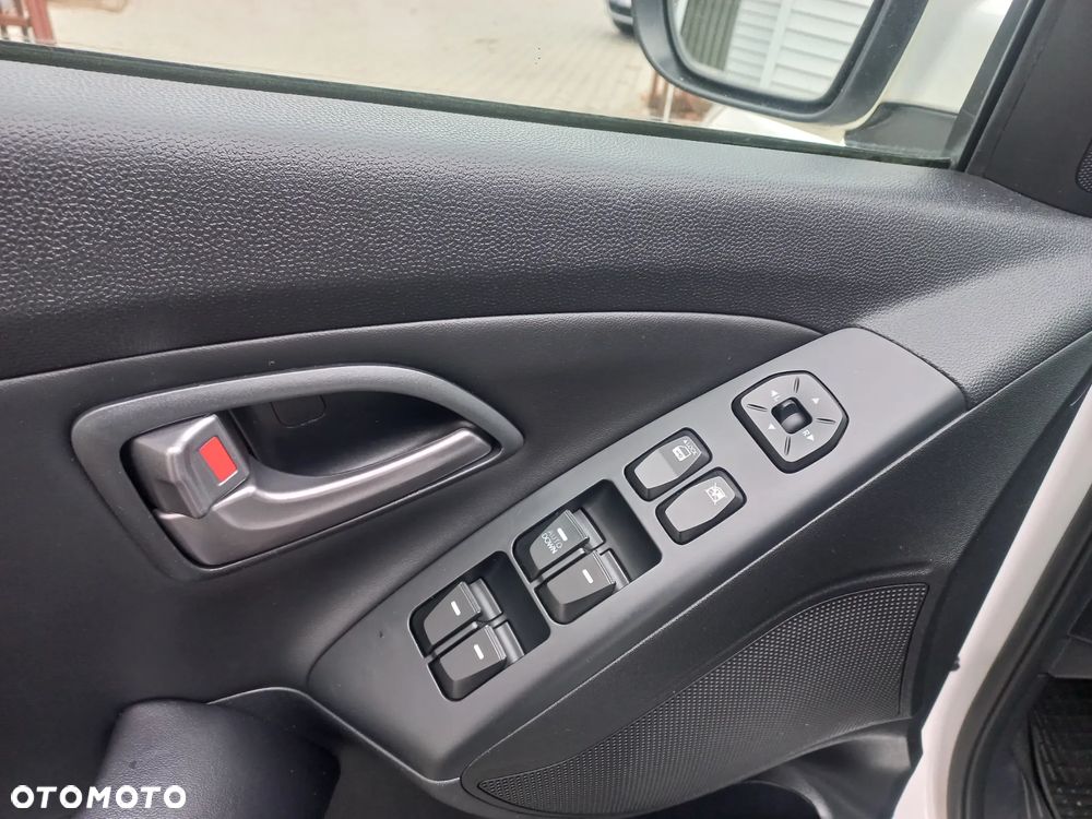 Hyundai ix35 1.6 2WD Classic - 11