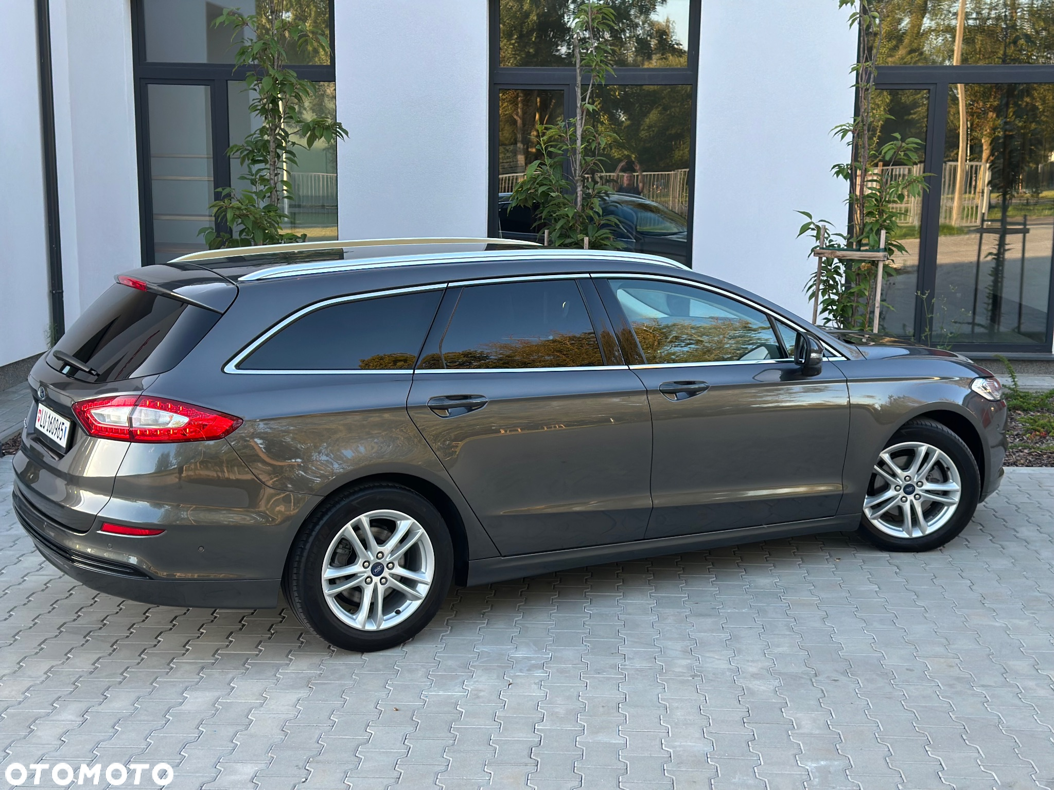 Ford Mondeo 2.0 EcoBlue Titanium - 14